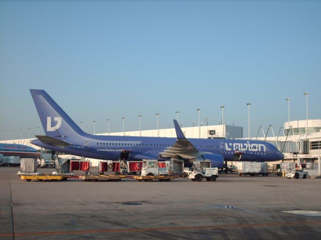 Boeing 757-200 (F-HAVN)