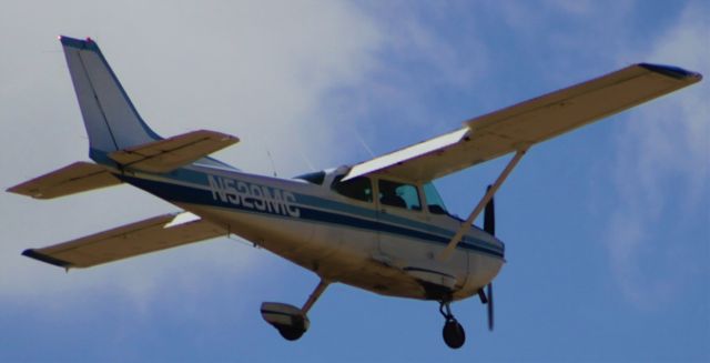 Cessna Skyhawk (N529MC)