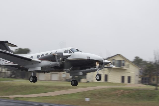 Beechcraft Super King Air 200 (N65TW)