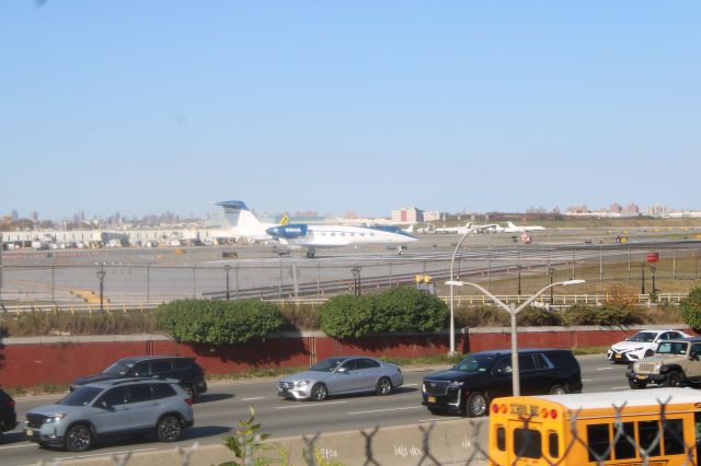 N394AK — - N394AK lining up for Runway 4 departure at LGA 