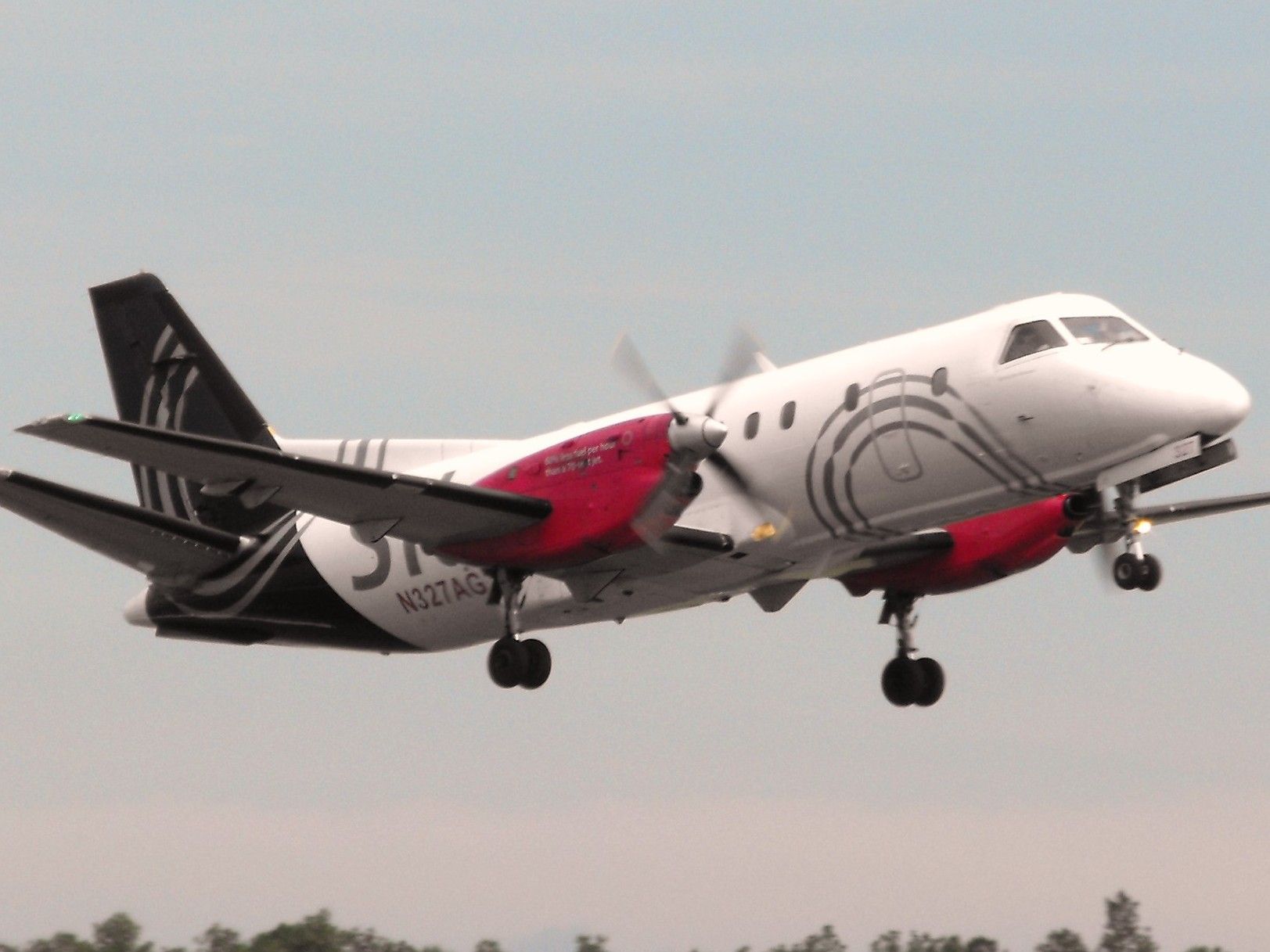 Saab 340 (N327AG) - Silver Airways Saab departing off of RWY 27