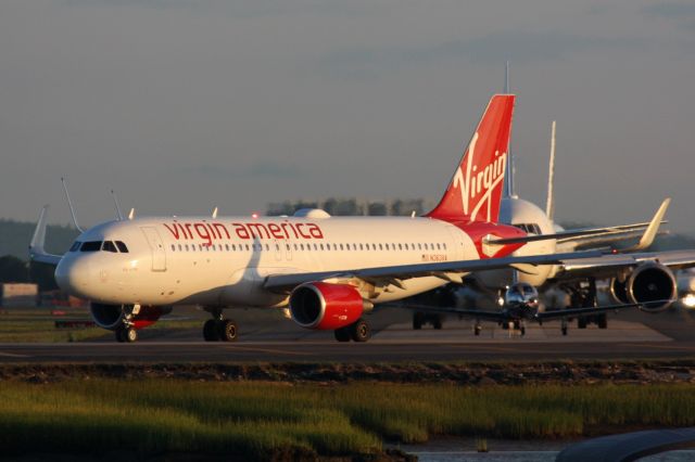 Airbus A320 (N363VA)