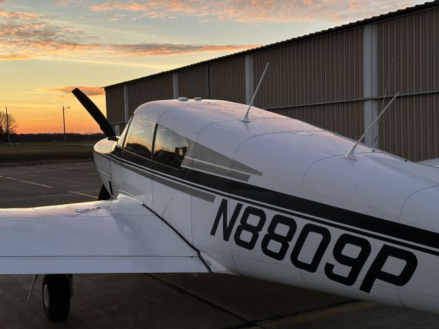 Piper PA-24 Comanche (N8809P)