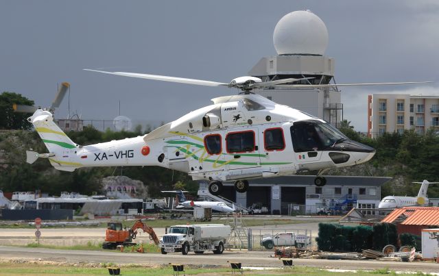 AIRBUS HELICOPTERS-HARBIN EC-175 (XA-VHG) - On the way Suriname