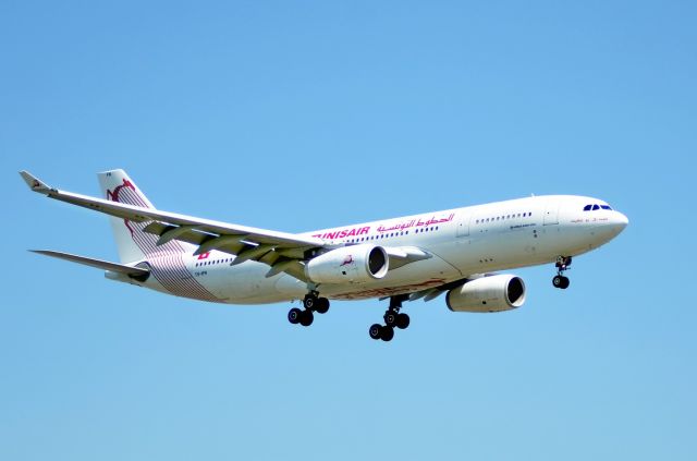 Airbus A330-200 (TS-IFN)