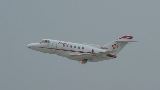 Hawker 800 (N811AM)