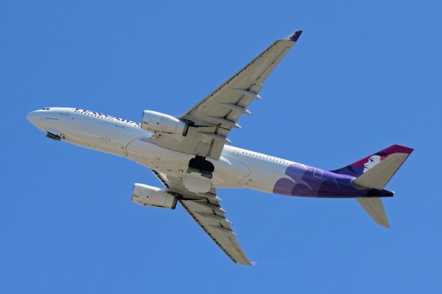 Airbus A330-200 (N370HA) - HA15 departing to Honolulu over Liberty Station.