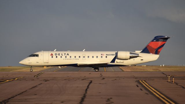 Canadair Regional Jet CRJ-200 (N659BR)