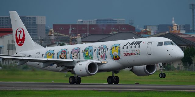 Embraer ERJ-190 (JA254J)