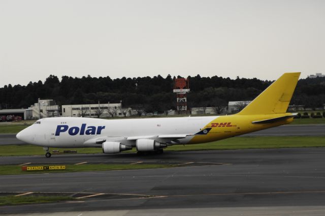 Boeing 747-400 (N454PA) - Taxing at Narita Intl Airport on 2016/10/13