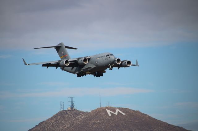 Boeing Globemaster III —