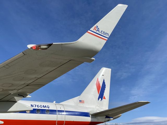 Embraer 170/175 (N760MQ)
