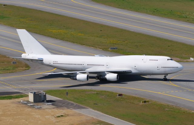 Boeing 747-400 (N789SA)