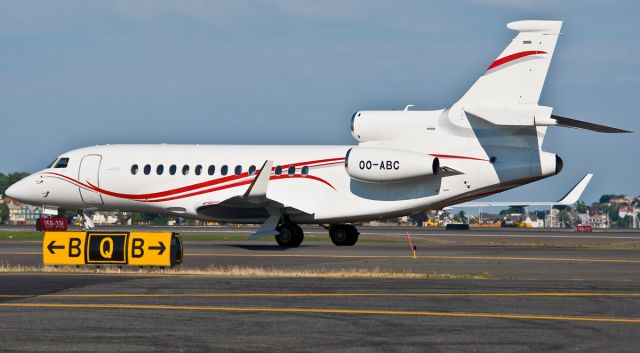 Dassault Falcon 7X (OO-ABC) - 2nd photo ever uploaded of OO-ABC on FlightAware.Com !