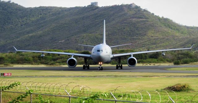Airbus A330-200 (ZZ-336)