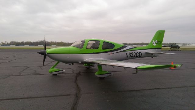 Cirrus SR-22 (N632CD)