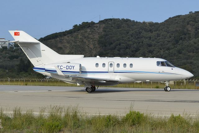 Hawker 800 (TC-DOY)