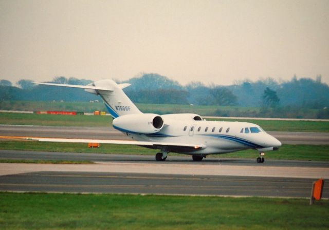 Cessna Citation X (N750GF) - TAXIING