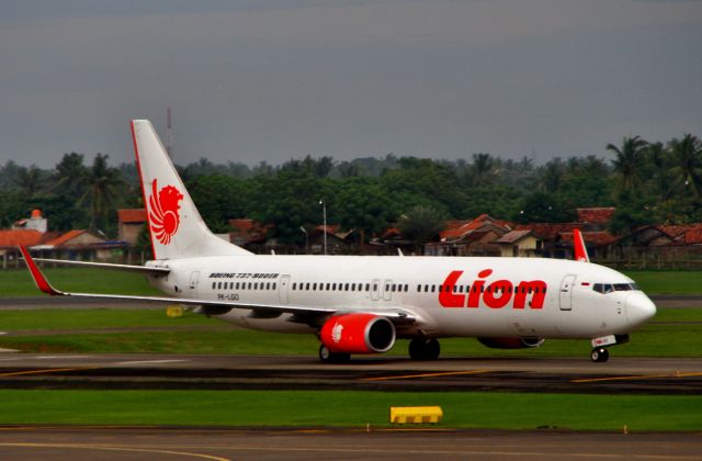 Boeing 737-900 (PK-LGO) - LION Airlines-Boeing 737-900ERbr /February 18, 2013