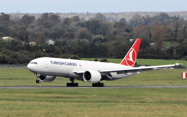 Boeing 777-200 (TC-LJP) - turkish cargo b777-ff2 tc-ljp landing at shannon from istanbul 27/9/20.