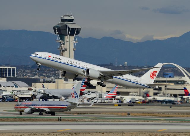 KLAX —