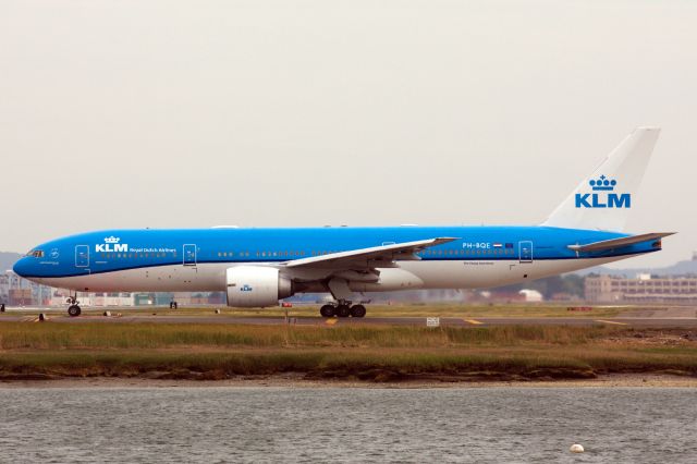 Boeing 777-200 (PH-BQE)