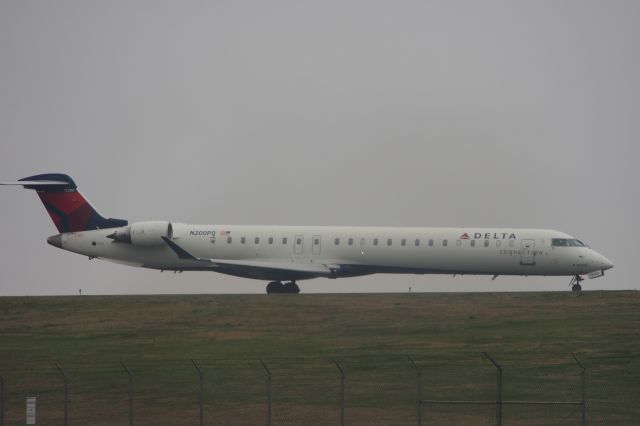 Canadair Regional Jet CRJ-200 (N200PQ)