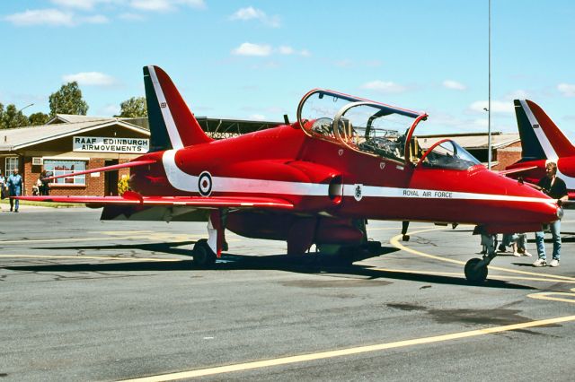 XX227 — - UK - AIR FORCE - BRITISH AEROSPACE HAWK T1A - REG : XX227 (CN 063/312063) - EDINBURGH RAAF BASE ADELIADE SA. AUSTRALIA - YPED 27/1/1996
