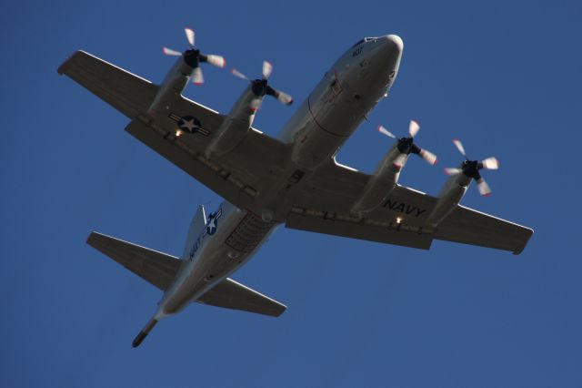 Lockheed P-3 Orion —