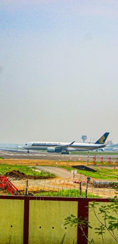 Airbus A350-900 (9V-SHF)