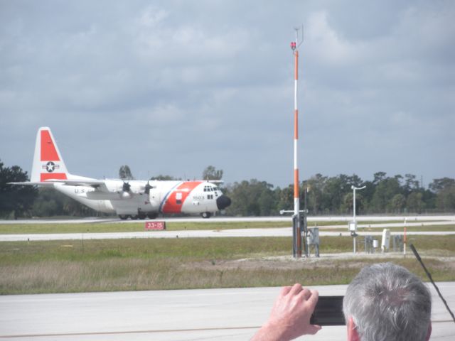 Lockheed C-130 Hercules —