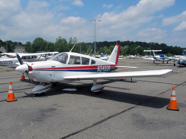 Piper Cherokee Arrow (N3493R)