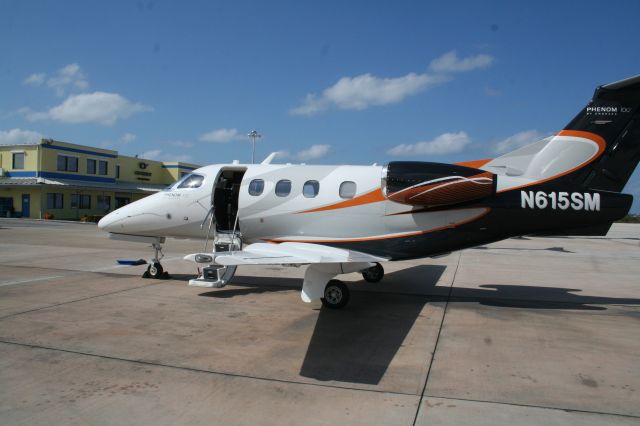 Embraer Phenom 100 (N615SM) - Fuel Stop at Nassau