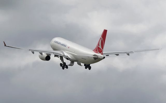 Airbus A330-200 (TC-JDS) - turkish cargo a330-200f tc-jds dep shannon for atlanta with a missing winglet 17/4/16.