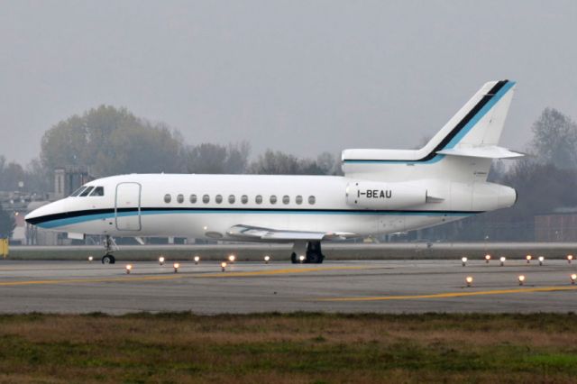 Dassault Falcon 900 (I-BEAU)