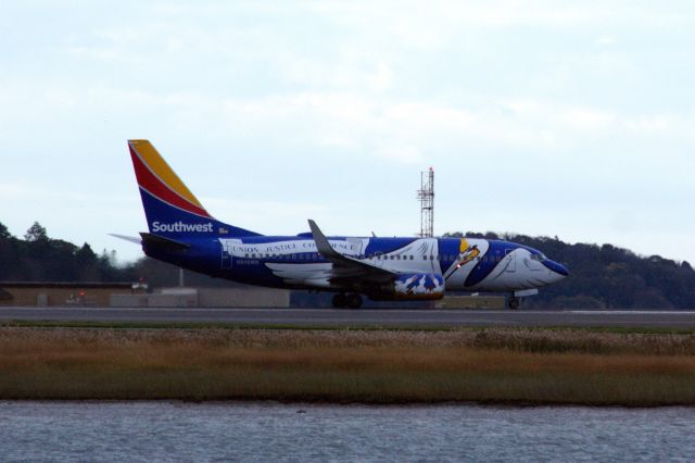 Boeing 737-700 (N946WN)