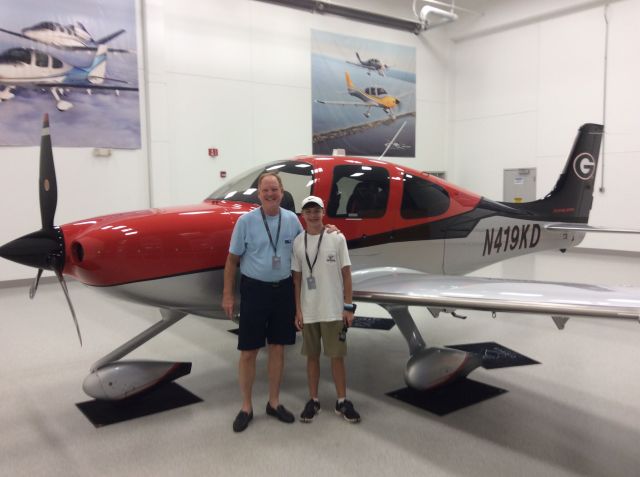 Cirrus SR-22 (N419KD)