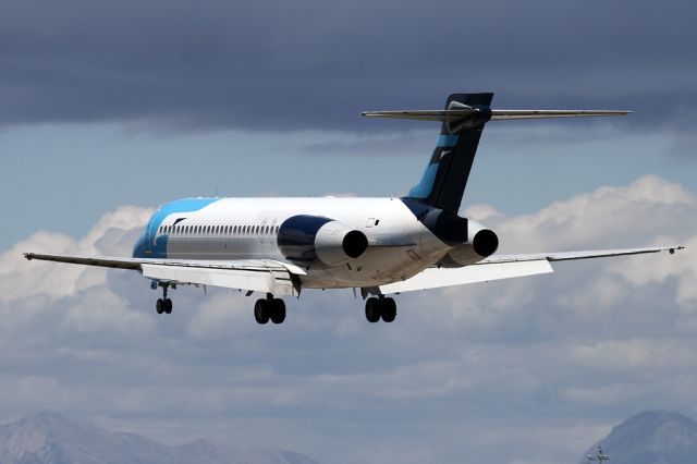 Boeing 717-200 (EI-FBK)