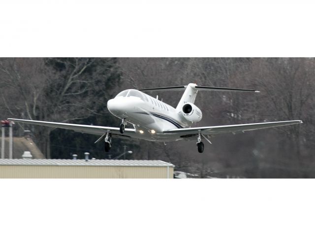 Cessna Citation CJ2+ (N717HA) - Take off RW08.