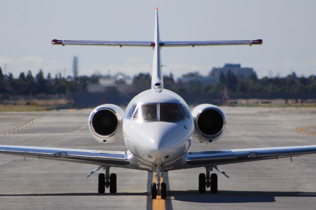 Hawker 800 (N359BC)