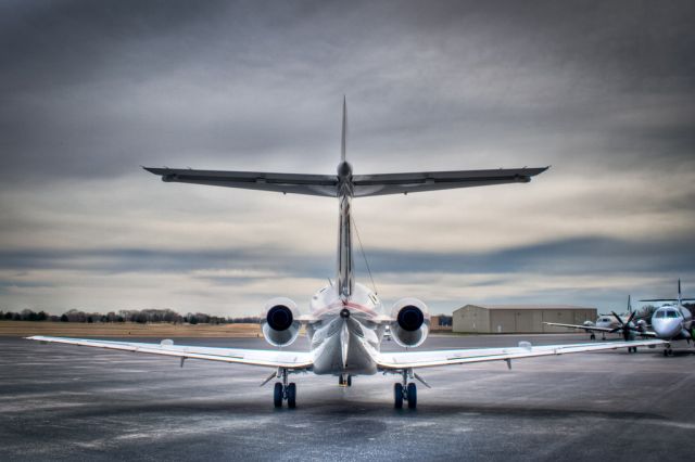 Hawker 800 (N406J)