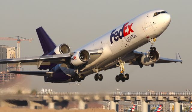 Boeing MD-11 (N601FE)