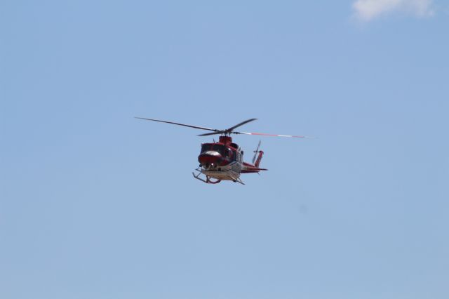 Bell 412 (N807JS) - APPROACH KMYF