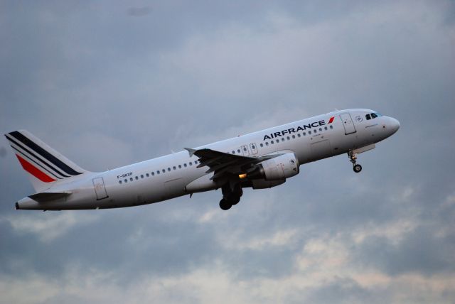 Airbus A319 (F-GKXP) - Taken from Freeport carpark