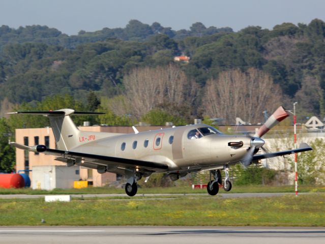 Pilatus PC-12 (LX-JFU)