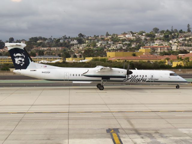 de Havilland Dash 8-400 (N422QX) - Taxiing for takeoff. June 2016