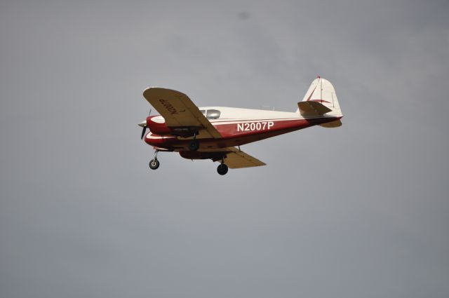 Piper Aztec (N2007P)