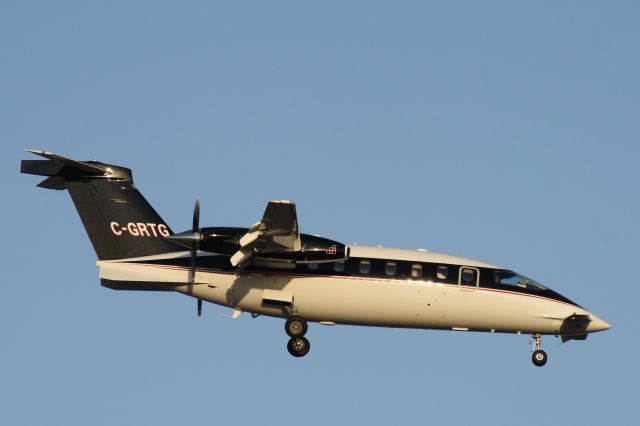 Piaggio P.180 Avanti (C-GTRG) - Landing at John Wayne Airport, June 28 2018. 