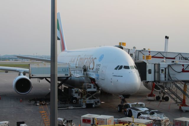 Airbus A380-800 (A6-EDA)