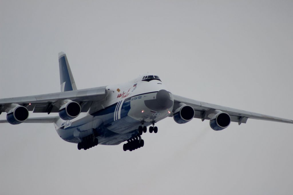 Antonov An-124 Ruslan (RA-82068)